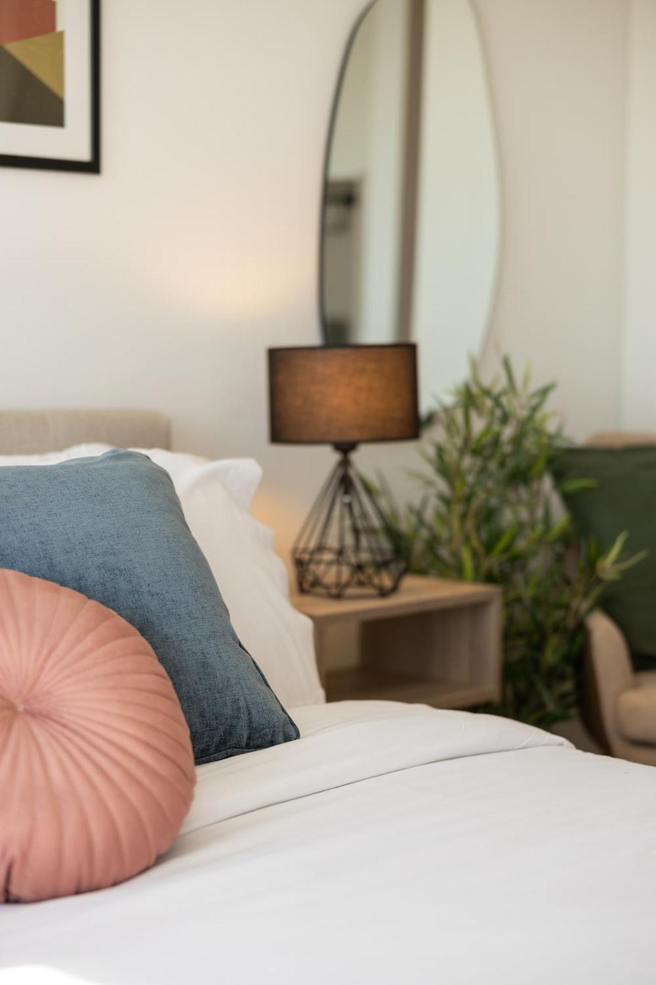 Urban Colors Apartments By Binobi! Szaloniki Kültér fotó